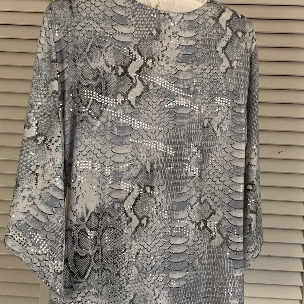 S. Levine Ruched Blouse - Picture 2 of 3